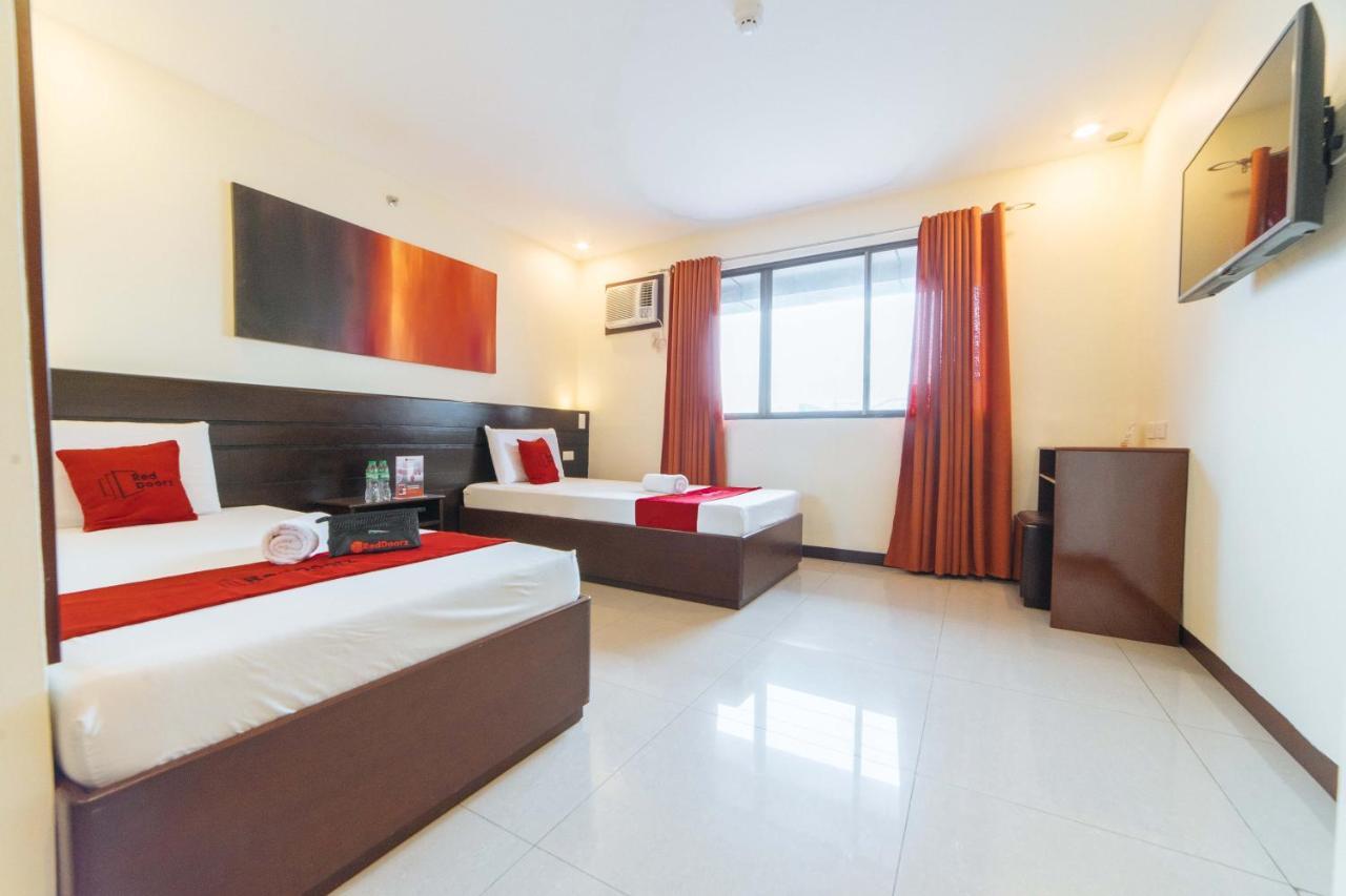 Reddoorz Near Victoria Mall Davao Exterior foto